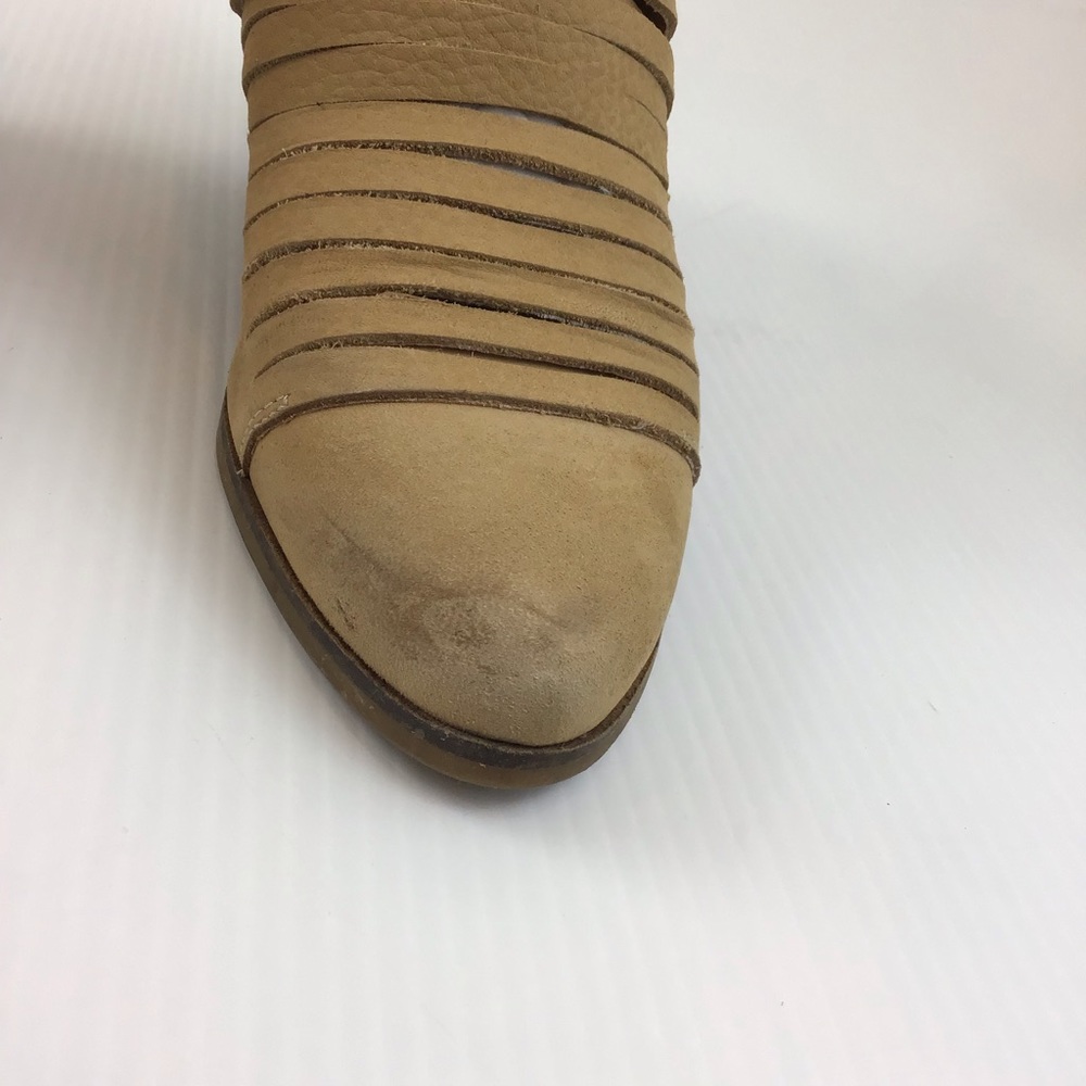 LUCKY BRAND Suede Brown Ankle Boots - Picture 3 of 9